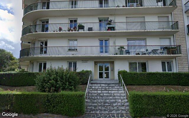 Façade : 28 avenue Pierre de Coubertin, Saint-Nazaire
